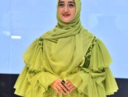 Ny. Maya Zahir Tampil Fashion Week Di Sumut 