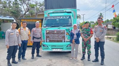 Kapolsek Berikan Pengawalan  Pergeseran Logistik dari PPK Ke KPU Batubara