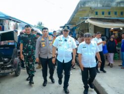 Pastikan Persiapan Hadapi Idul Fitri, PJ Bupati & Kapolres Batubara Monitori Pasar