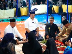 Bangkitkan Warisan Budaya, Pj. Bupati Nizhamul Buka Puasa Bersama Masyarakat di Istana Lima Laras