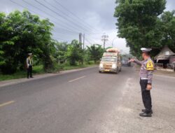 Pengaturan Lalu-lintas Pagi Wujud Nyata Polisi Hadir Di Tengah Masyarakat