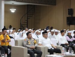 Menghadiri Tepung Tawar Haji, Kapolres, Semoga Calhaj Diberitakan Kesehatan