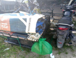 Penumpang Betor Cium Aspal ,Senggol Tronton