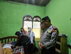 Polsek Lima Puluh Berbagi Serta Berikan Pengobatan Gratis