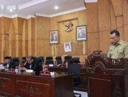 Rapat Paripurna, Bupati Sampaikan Pandangan Umum Fraksi