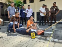 Rekonstruksi Pembunuhan Firdaus Warga Medang Deras