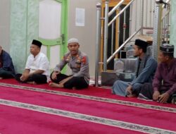 Usai Sholat Subuh Berjamaah, Kapolsek Medang Deras Serta Cooling System
