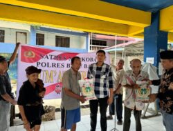Satnarkoba Jumat Curhat, Berbagi Kepada Warga Kurang Mampu