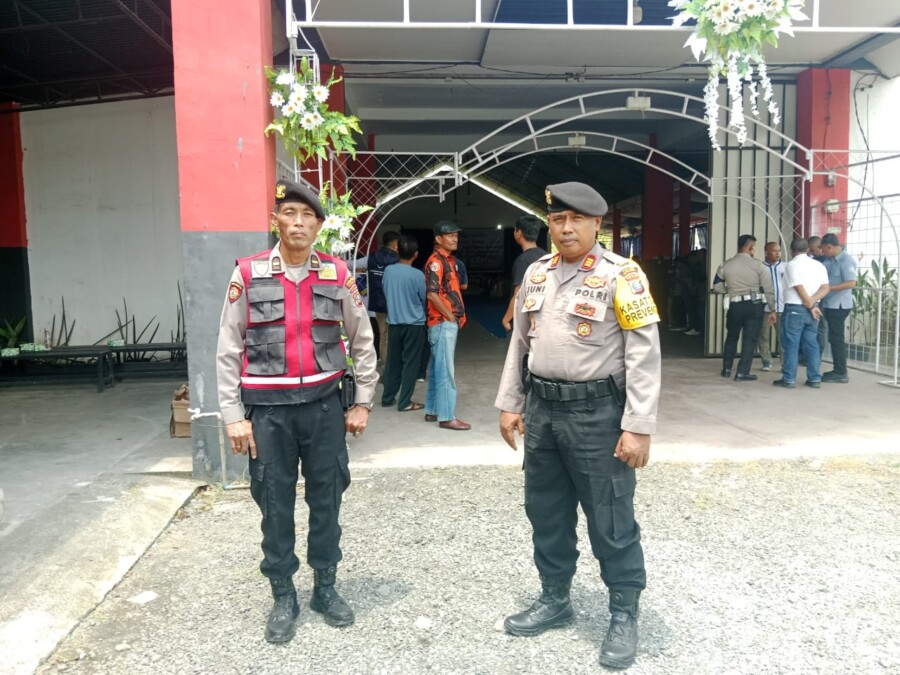 Kasat Samapta Polres Batu Bara bersama sejumlah personil PAM Kampanye Calon Gubernur Sumatera, Rabu (9/10/2024)