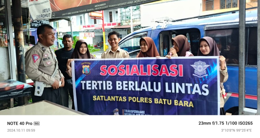 Satlantas Polres Batubara terus sampaikan kepada pelajar tertib berlalu lintas, Jumat (11/10/2024)