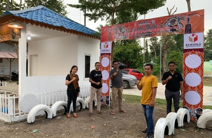 Kodiv HP2H Muksin Khalid Bersama Para Stfa Persiapan Peresmian Kampung Pengawasan Didesa Pulau Sejuk, Minggu (27/10/2024)