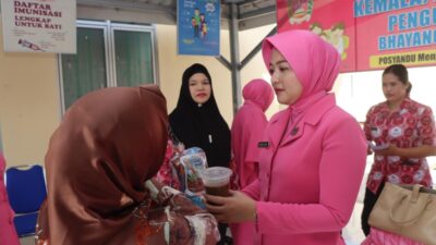 Tingkatkan Kesehatan Ibu dan Anak, Bhayangkari Batu Bara Gelar Posyandu