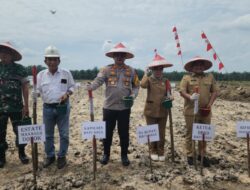 Dukung Program Asta Cita, Polres Batubara & PT PP Lonsum Perdana Menanaman Jagung