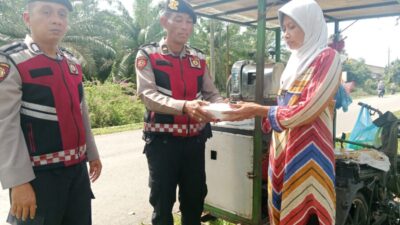 Jumat Berkah, Samapta Polres Batubara Berbagi