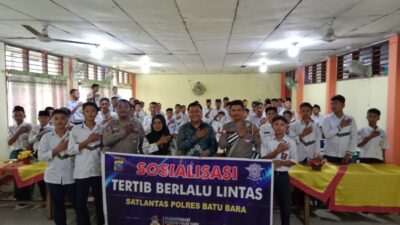 Dengan Humanis Personil Satlantas Polres Batu Bara Gelar Police Goes To School 