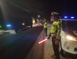 Sat Lantas Laksanakan Blue Light Patroli untuk Ciptakan Keamanan