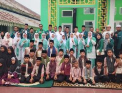 Direktur RSUD & Keluarga Al Washliyah Ajak Anak Yatim Berbuka Puasa, Jadikan Batubara Bahagia & Berkah