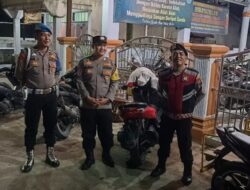 Polres Batubara Gelar Pengamanan Mesjid Sholat Tarawih dan Patroli Blue Light. 