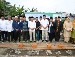 Peletakan Batu Pertama Masjid Taqwa Muhammadiyah, Bupati Berikan Bantuan 500 Juta
