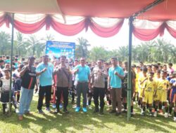 22 Club Sepak Bola Rebut Piala CMB CUP 1, U13