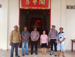Berikan Rasa Aman Kapolsek Cek Vihara di Hari Waisak.