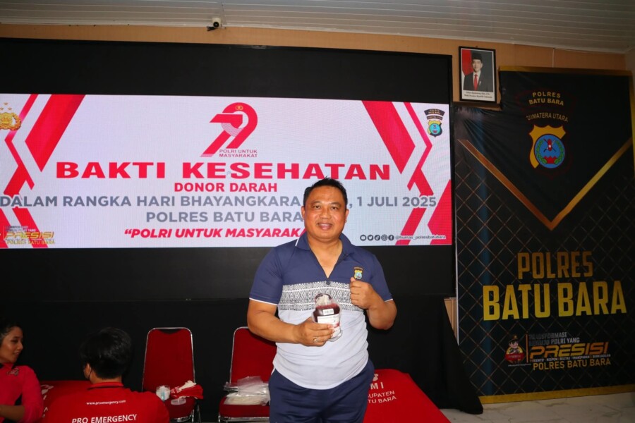 Waka Polres Kompol Imam Alriyuddin donor darah Sambut Hut Bhayangkara ke-79, Selasa (17/6/2025)