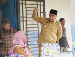 Kunjungi SDN 08 Wabup Gerak Cepat Turunkan Bantuan