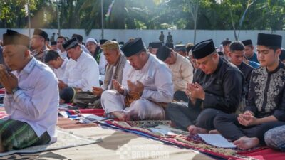 Bupati Batubara Baharuddin Siagian Solat Idul Adha Bersama Masyarakat Batubara, Jumat (6/6/2025)