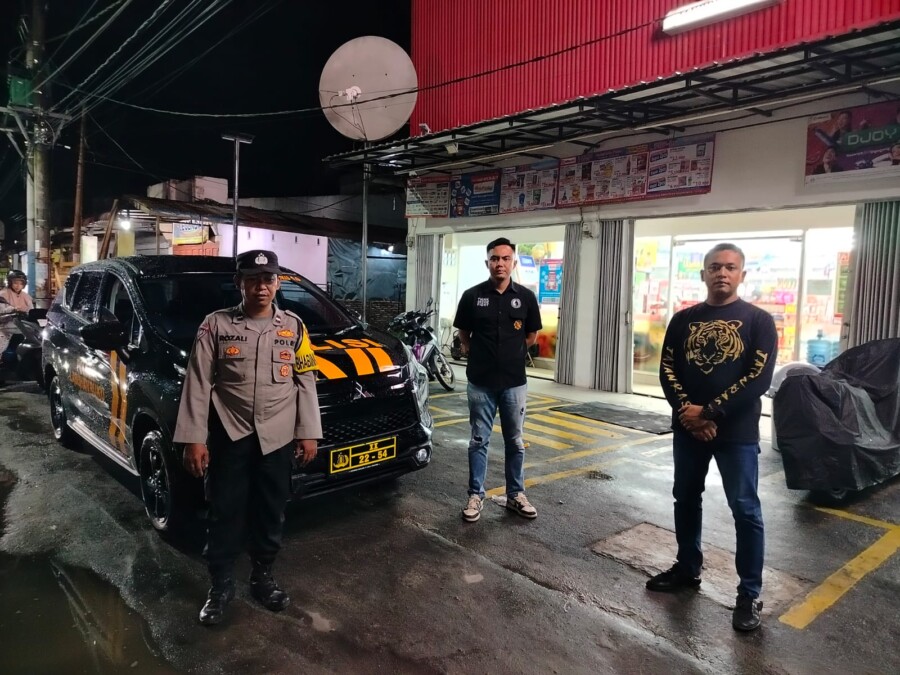 Personil Polsek Labuhan Ruku lakukan Patroli Malam Hari Secara Mobile, Selasa (10/6/2025)