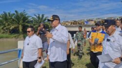 Kunjungi Tanggul Jebol Dalu-Dalu, Gubsu Janji Akan Berikan Terbaik Bagi Warga Batubara