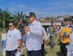 Kunjungi Tanggul Jebol Dalu-Dalu, Gubsu Janji Akan Berikan Terbaik Bagi Warga Batubara