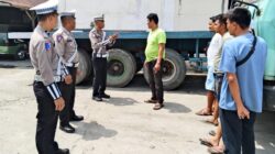 Satlantas Sosialisasi kepada supir truk, Senin (23/6/2025)