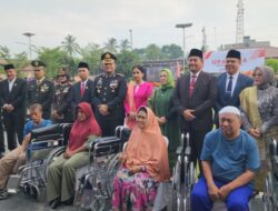 Upacara Peringatan HUT Bhayangkara ke-79 dengan Khidmat, Kapolres Berikan Kursi Roda