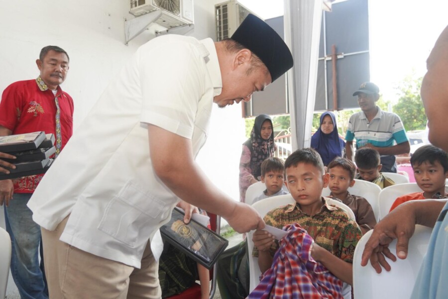 Wabup santuni anak ikut sunat masal rangkaian Hut Tidar, Jumat 11/7/2025