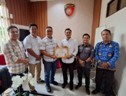 Akhir Masa Jabatan, Kasat Intel Polres Batu Bara Terima Piagam Penghargaan dari Bawaslu