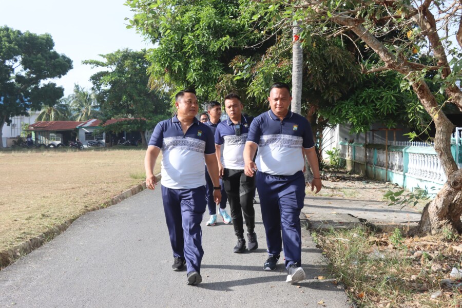 Kapolres jalan santay bersama personil, Selasa 22/7/2025