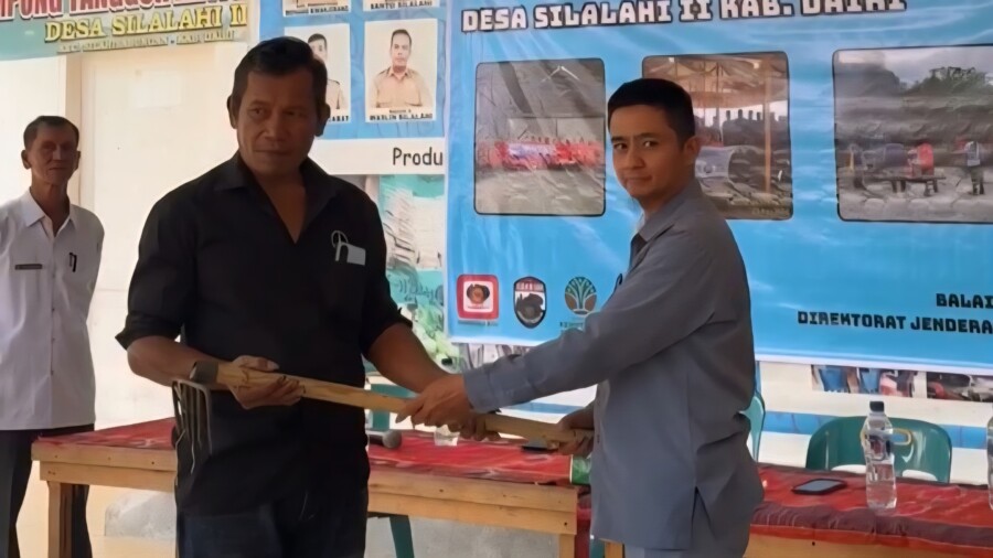 Perwakilan PT INALUM Serahkan Bantuan, Selasa (8/7/2025)