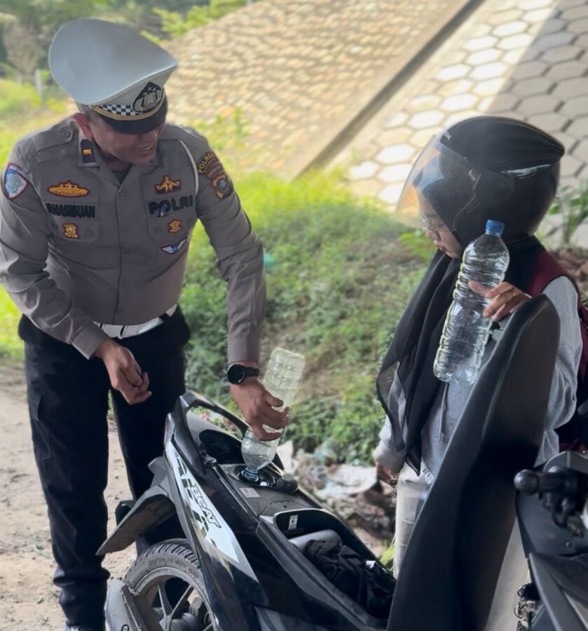KBO Lantas Ipda Putra Hasibuan Bersama Para Kanit, Selasa (5/8/2025)