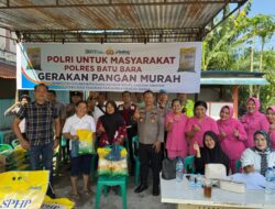 1 Ton Beras & Minyak Goreng Ludes Diserbu Warga Lima Puluh, Polsek Gelar Gerakan Pangan Murah