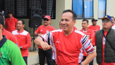 Kakan Kemenag Sakoanda Siregar Ikut Senam Kesehatan Jasmani Kerukunan, Jumat (15/8/2025)