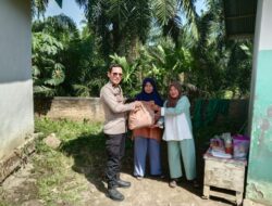 Binmas Polres Batu Bara Wujudkan Jumat Berkah dengan Berbagi