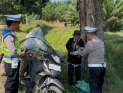 Satlantas Polres Batubara Wujudkan Jumat Berkah dengan Berbagi