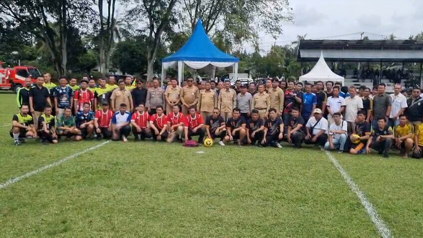 Usai pembukaan mini Soccer abadikan poto bersama, Senin (11/8/2025)