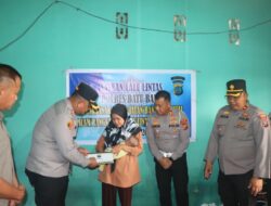 Sambut HUT ke-70 Lalu Lintas, Kapolres Bantu Balita Penderita Hidrosefalus