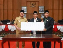 DPRD Resmi Tandatangani Nota Kesepakatan KUPA PPAS TA 2025