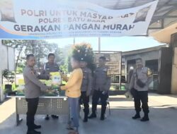 Polsek Lima Puluh Kembali Gelar Gerakan Pangan Murah bagi Warga
