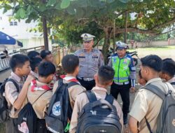 Satlantas Polres Mengedukasi di Sekolah SMA Kemala Taruna Bhayangkara