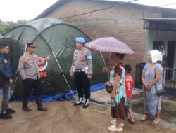 Kapolsek Bergerak Cepat Tinjau Korban Longsor, Debit Air Tetap Mengkhawatirkan