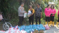 Pasca Bencana Alam Kapolres Terus Berbagi Kepada Warga Korba Banjir di Batubara