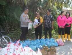 Pasca Bencana Alam Kapolres Terus Berbagi Kepada Warga Korba Banjir di Batubara